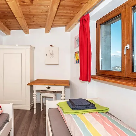 Rustico Casa Bianca Tatil Evi Pianello Del Lario